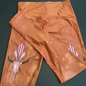 Teeki Brown Leggings with Pink Accents